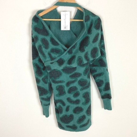 2/$30 New with tags Krush Kandy Teal Animal Print Wrap Sweater Dress Small‎ - Picture 4 of 4
